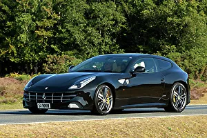 Ferrari FF 2013 Schwarz