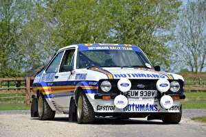 Ford Escort Mk. 2 in der Rothmans-Rallye-Lackierung, 1979 Weiß mit Rothmans Lackierung