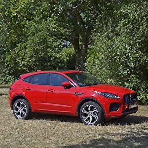 Jaguar E-PACE 2018 Rot