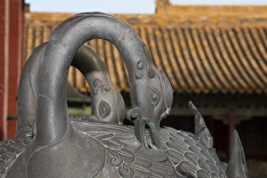 Forbidden City Beijing China Drucke: Incense burner comprised of bronze cranes
