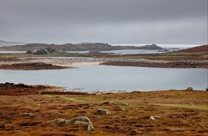 Isles Of Scilly UK Drucke: Rainclouds gathering over coastline, Hell Bay, Bryher, Isles of Scilly, England, september