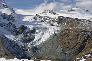 Valais Switzerland Scenery Drucke: View of mountain valley side-glacier