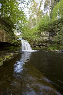 British National Park Landscapes Drucke: View of waterfall and river, Cauldron Falls