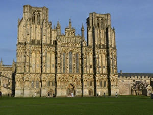 Medieval Church Architecture UK Drucke: West front elevation of medieval cathedral