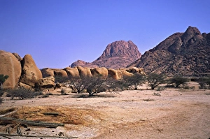 Spitzkoppe Rock Formations Drucke: Africa, Namibia. The Spitzkoppe