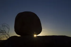 Northern Territory Travel Guide Drucke: Devils Marbles Conservation Reserve, Northern Territory, Australia