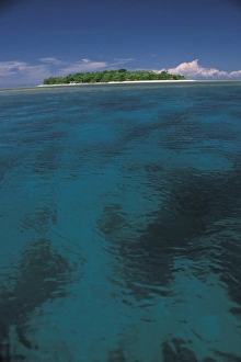 Remote Island Getaway Drucke: Borneo. Remote island