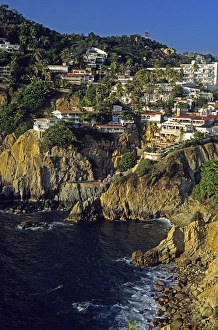 Coastal Erosion Images Drucke: Cliffs at Acapulco, Mexico