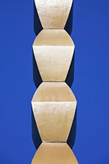Bilder Datiert 2009: Die endlose Spalte von Constantin Brancusi in Târgu-Jiul 1938