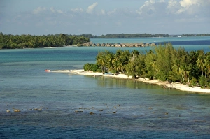 Polynesian Nature Photography Drucke: French Polynesia, Bora Bora. Teavanui Pass, only access through reef. Pearl Beach