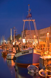 Germany Waterfront Scene Drucke: harbor by night