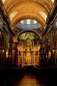 Bilder vom 29. Juni 2006: Innenansicht der Kirche von La Compañía de Jesús in Quito, Ecuador