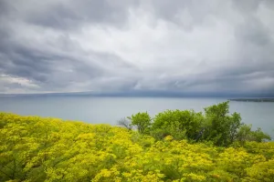 Armenia Landscape Photography Drucke: Armenia, Sevan. Lake Sevan from Sevanavank Peninsula during summer