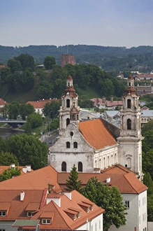 Vilnius Lithuania Landmarks Drucke: Lithuania, Vilnius, elevated view of St. Raphaels Church