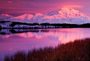 Bilder Datiert 2011: Gletscher von Mt.Denali am Sonnenuntergang vom Reflektionssee