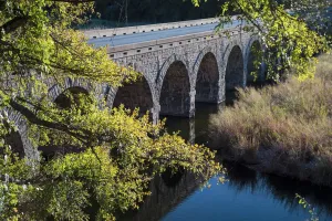 Danita Delimont Photography Collection Drucke: Workers Progress Administration masonry bridge over Brazos River, Texas Highway 16