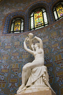 Hungary Travel Destinations Drucke: Statue inside The Gellert Hotel and Baths, known as the finest of Budapest bath houses