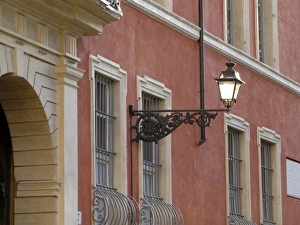 Historic Building Facades Europe Drucke: Street lights
