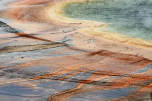 Danita Delimont Landscape Photos Drucke: Bacterial mat pattern from elevated view, Grand Prismatic Spring