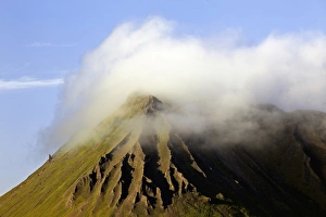 Icelandic Mountain Landscapes Drucke: Volcano, Iceland