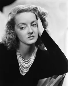 Bette Davis, 1940er