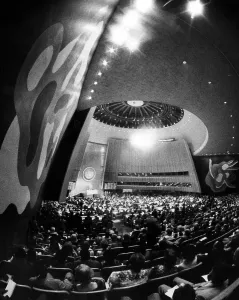 Political History Images Drucke: The opening of the 26th regular session of the U