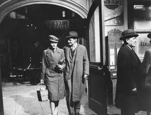 BRIEF ENCOUNTER, von links: Celia Johnson, Trevor Howard, 1945.