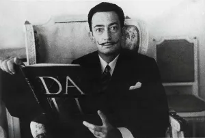 Drucke von Ein Porträt von Salvador Dali, veröffentlicht in der ABC Zeitung 1948 Salvador Dali Drucke: Salvador Dali in einer Porträt-Aufnahme der ABC Zeitung 1948