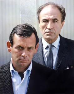Classic Television Series Drucke: THE FUGITIVE, from left: David Janssen, Barry Morse, 1963-1967