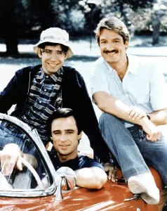 Vintage Automobile Images Drucke: RIPTIDE, (back, from left): Thom Bray, Joe Penny, Perry King, (1985), 1984-86