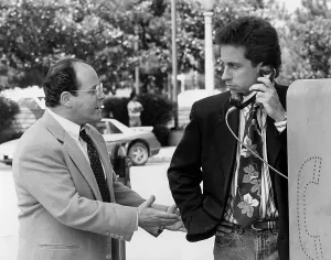 Classic Television Series Drucke: SEINFELD, from left: Jason Alexander