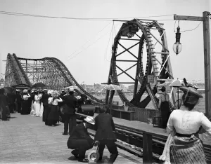 Vintage Beach Photos Drucke: ATLANTIC CITY, c1901. The roller coaster