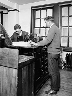 Granger Art On Demand Prints Drucke: CENSUS TABULATOR. American workers counting census data, early 20th century