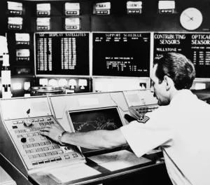 Kalter Krieg Drucke: Überwachung und Verfolgungsdaten für die Skylab-Raumstation aus dem Nordamerikanischen Verteidigungskommando (NORAD)