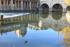 Bilder Datiert 2012: Spiegelungen von Bad Bath