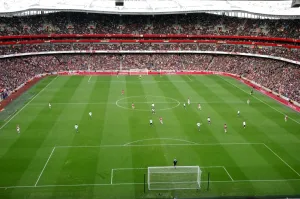 North London Derby Drucke: Action during the match