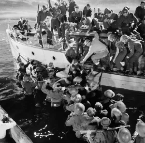 Das Drehen einer Sequenz aus dem Film Dunkirk (1958)