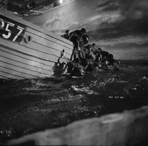 Drehen einer Sequenz aus dem Film Dunkirk (1958)