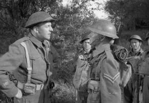 Ein Mittelhausenansicht von John Mills
