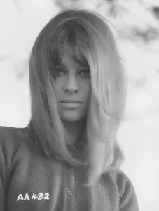 Drucke von Ein Öffentlichkeitsbild von Julie Christie für Far From The Madding Crowd Eine Galerie, Die Einer Der Ikonen Des