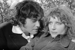 Drucke von Finanzjahr 1973, Begründungswert -38 % The Final Programme Ist Ein Britischer Fantasy-Science-Fiction-Thriller Aus Dem Jahr 1973 Unter Der Regie Von Robert Fuest, Mit Jon Finch Und Jenny Runacre In Den Hauptrollen. Drucke: Finanzjahr 1973, Begründungswert Negativ 38