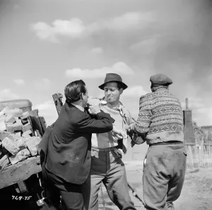 Titfield-Donnerbolzen Drucke: John Gregson im Titfeld-Torpedo