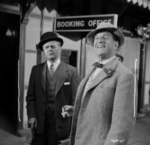 Titfield-Donnerbolzen Drucke: Wayne und Stanley Holloway