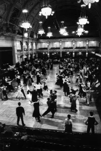 Ein überfüllter Ballsaal – Blackpool