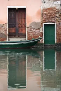 Historic Venetian Architecture Drucke: Foreshortening, Reflections, Venice, Veneto, Italy, Europe