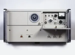 Studio-Aufnahme Drucke: Atomic clock