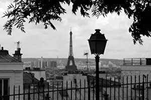 Drucke von Die Eiffelturm in Schwarz-Weiß, Paris, Frankreich Bilder Datiert 2014 August: Schwarz-Weiß Paris