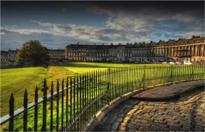 Bad Drucke: Königsgalerie im Stadtteil Bath in der Grafschaft Somerset im Vereinigten Königreich