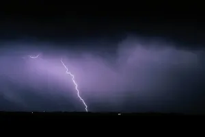 Australian Lightning Storm Drucke: Lightning over the ocean