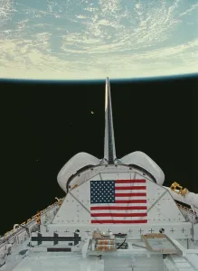 Weltraum Drucke: STS-8 - Space Shuttle Challenger